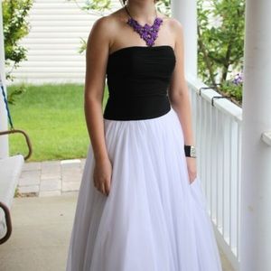 Strapless prom/formal full length dress